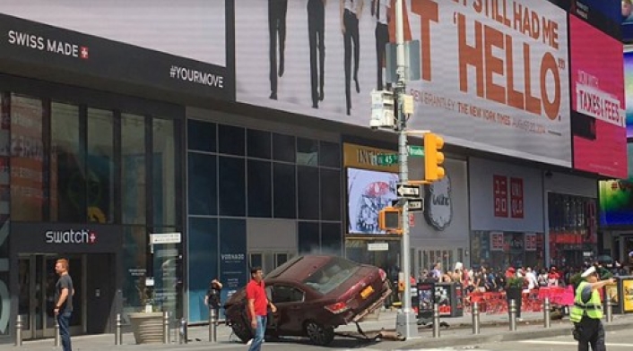 AccidenteAutoTimesSquareAFP3.jpg