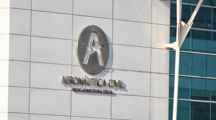 Aerocivil-LA-FM-Colprensa.jpg
