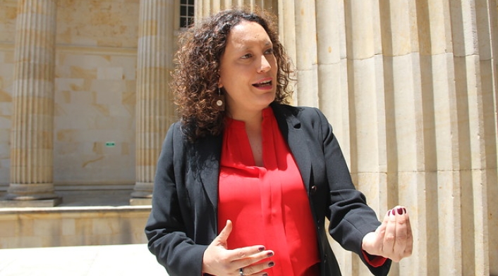 Angélica-Lozano-Colprensa-Germán-Enciso.jpg