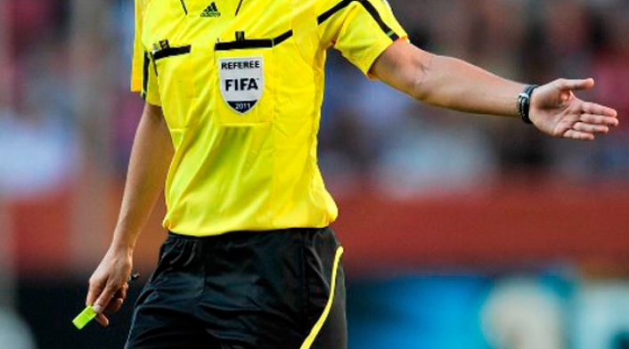 Arbitra-la-fm-AFP.jpg