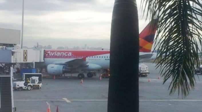 Avion-Avianca.-Foto-RCN-Radio.jpg