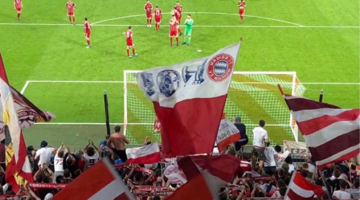 BayernMunichHinchasFotoOficial.jpg