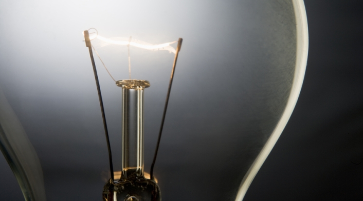 Cortes de luz BombillaLuzEnergiaRefINGIMAGE.jpg