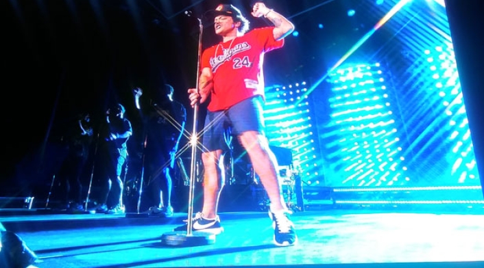 Bruno-Mars-LA-FM.jpg