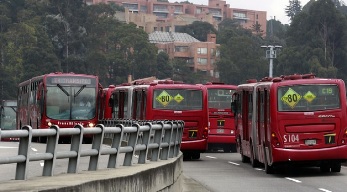 Buses-Transmilenio Empresa se retira de licitación para nueva flota de buses de Transmilenio.