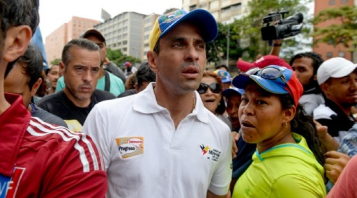 Capriles-AFP.jpg