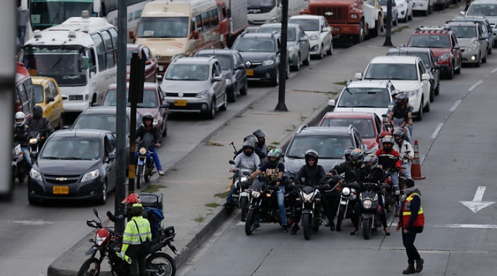 Carros-Bogotá-Colprensa-Juan-Páez.jpg