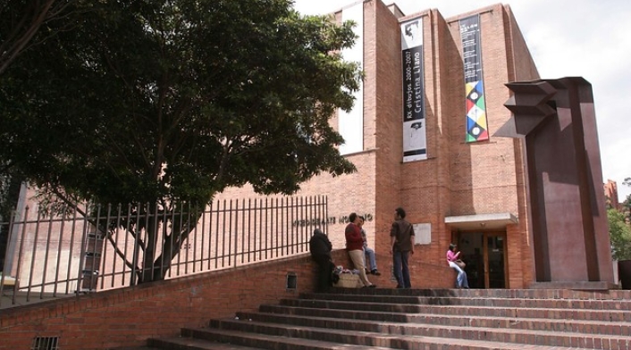 Colp_HF135435.jpg