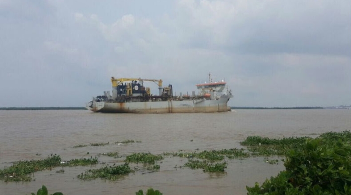Draga-Puerto-Barranquilla.jpg