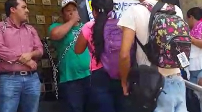 EncadenadosPAESantanderSUMINLAFM1.jpg