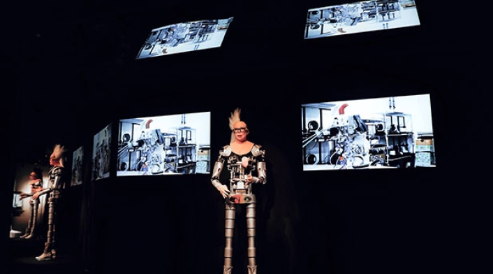 Exposición-Laurence-Bertrand-Dorléac-Facebook-ORLAN.jpg