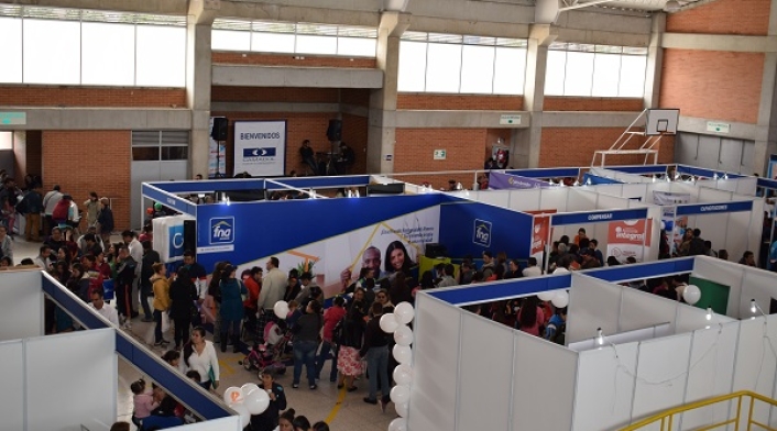 FERIA_VIVIENDA_COM_AGOS1.jpg