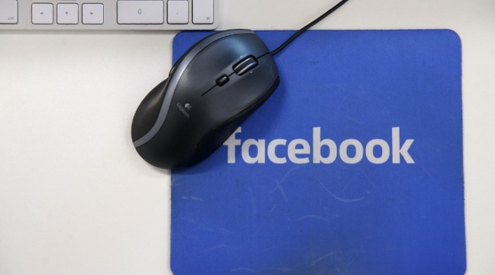 FacebookFotoRefAFP.jpg