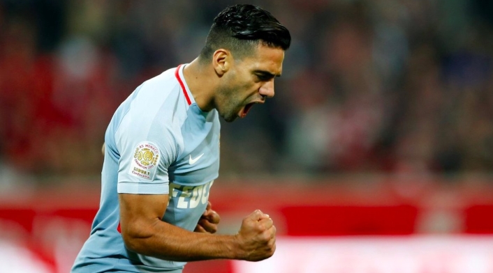 FalcaoGolFotoRefVÍATWITTERFALCAO.jpg