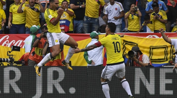 FalcaoJamesvsBrasil050917AFP.jpg