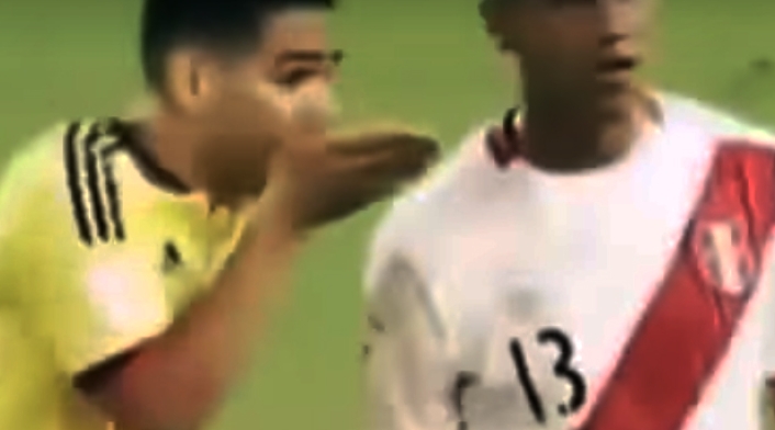 FalcaoPeru1.jpg