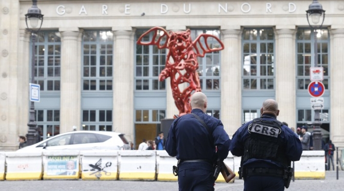 Gare-du-NordAFPlafm1.jpg