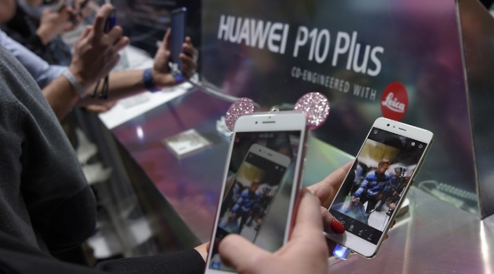 Huawei-P10.jpg