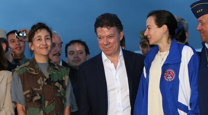 IngridBetancourtClara-RojasSantosColprensaArchivoLAFM1.jpg