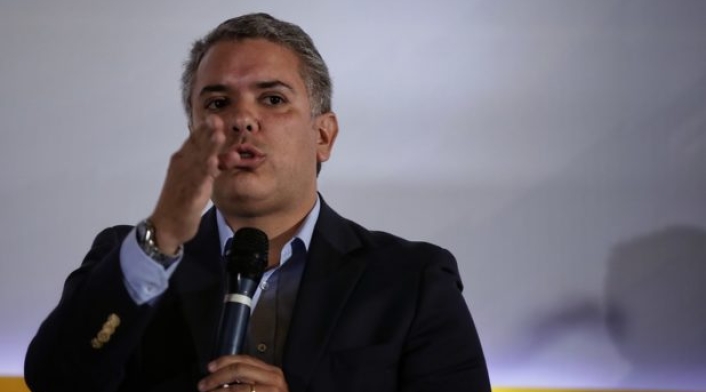 IvanDuqueMicroRefCOLPRENSA-e1520935522995.jpg