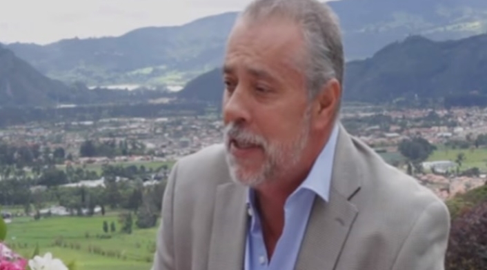 Juan-Carlos-Pava-Camelo-LA-FM-Youtube.jpg
