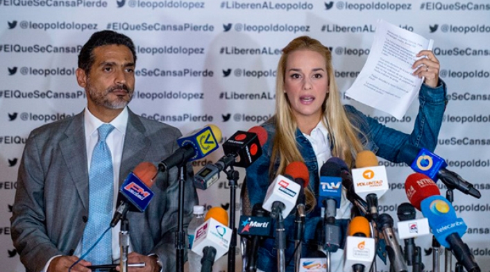 JuanCarlosGutierrezyLilianTintoriafplafm.jpg