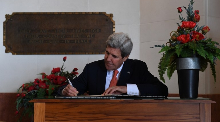 Kerry-LAFm-AFP.jpg