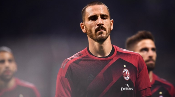LeonardoBonucciMilanRefAFP.jpg