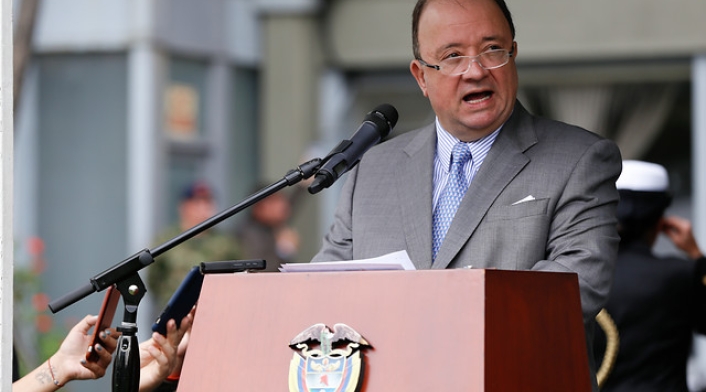 Luis-Carlos-Villegas-Colprensa-Juan-Páez.jpg