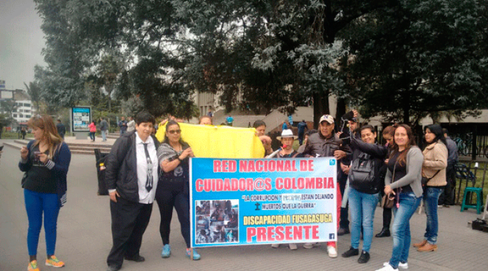 Manifestantes-Medimas-LA-FM.png