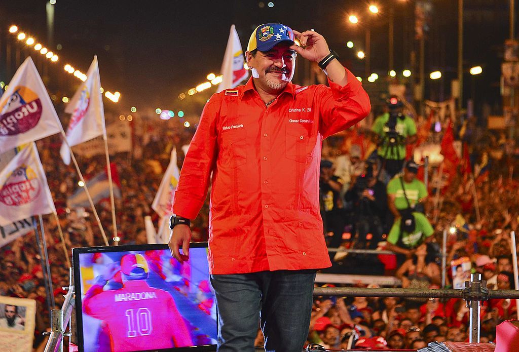 MaradonaChavistaAFP1.jpg