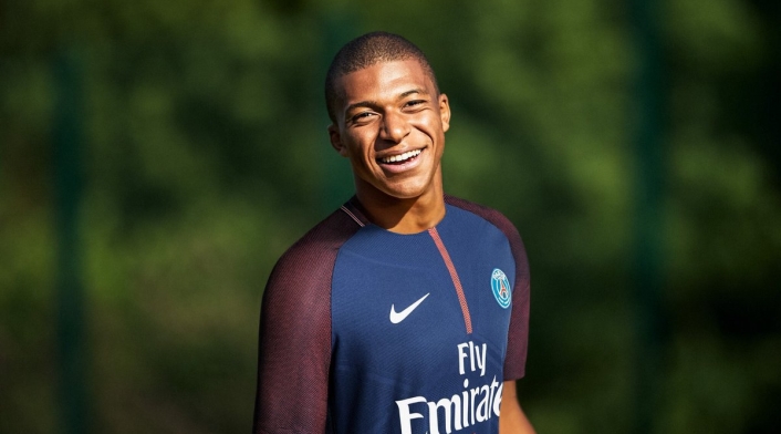MbappePSGFotoTwitterOficialMbappe.jpg