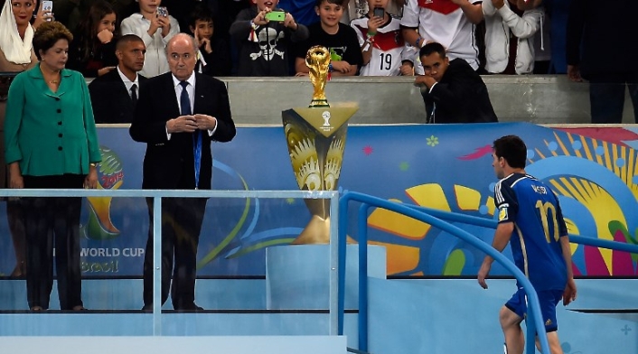 MessiCopaMundo2014RefAFP.jpg