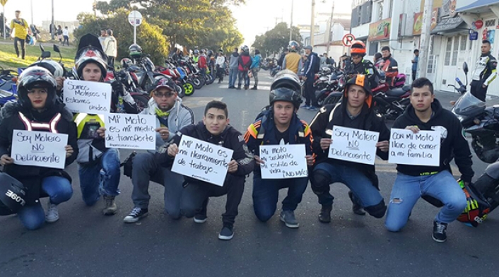 MotosBogotaRefLAFM.jpg