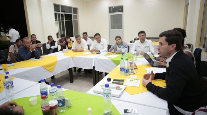 Negociación-@MinAgricultura-LA-FM.jpg