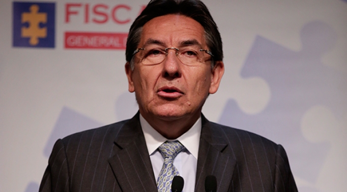 NestorHumbertoMartinezcolprensalafm.jpg