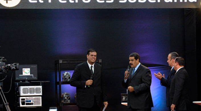 NicolasMaduroPetroRefAFP.jpg