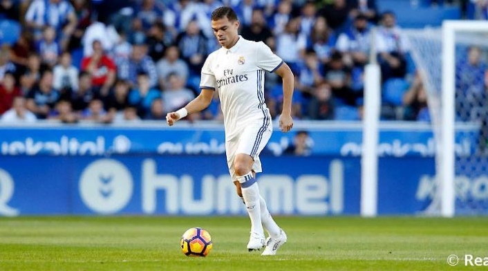 PEPEREALMADRIDOFICIAL1.jpg