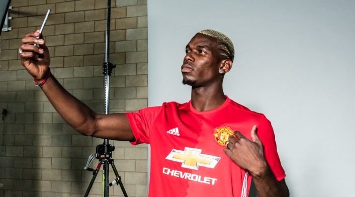 POGBAUNITEDTWITTERLAFM1.jpg