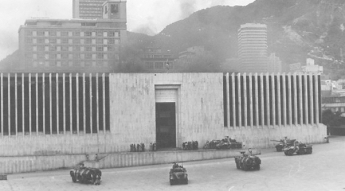 Palacio-de-justicia-LAF.m.-Colp.jpg