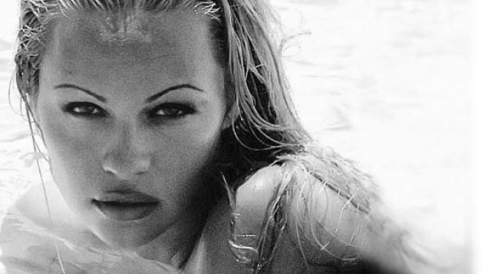 Pamela-Anderson.jpg