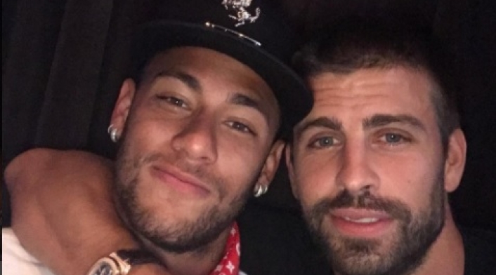 Pique-Neymar-LA-FM-3gerardpique.jpg