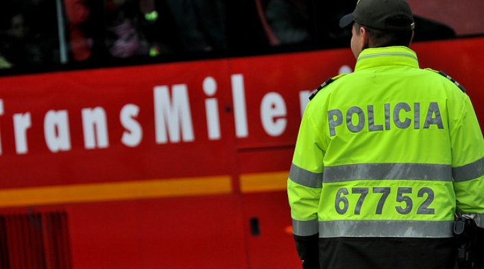 Policía-Transmilenio-Colprensa.jpg