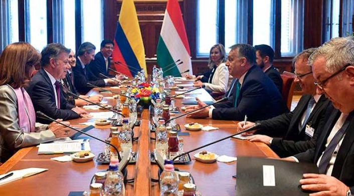 Presidente-Santos-en-Hungría.jpg