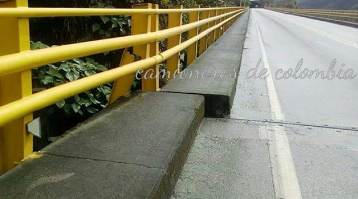 PuenteCaridadBogotaGirardot.jpg