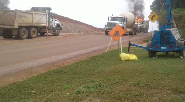 QuemanCamionAntioquiaLAFM.jpg