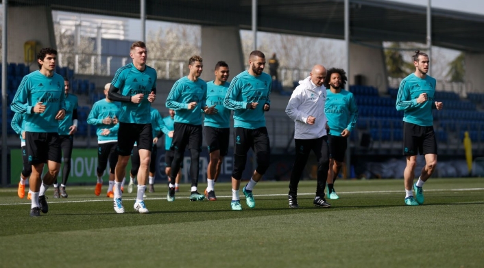 RealMadridEntrenoFotoOficial.jpg