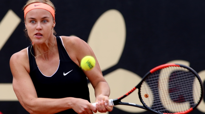 SCHMIEDLOVA-CAMPEONA-2.jpg