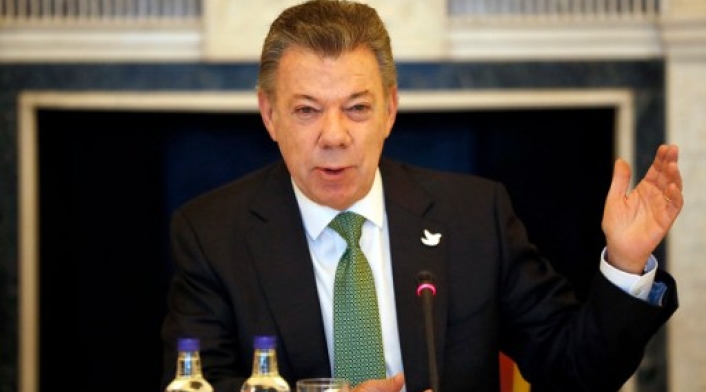 Santos-AFP11.jpg