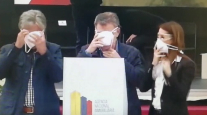 Santos-LA-FM-Video-.jpg